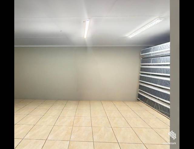1,500M² BUILDING FOR SALE IN VAALPARK